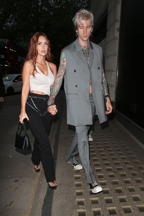 megan fox bush|Megan Fox und Machine Gun Kelly: Ihre Beziehung und